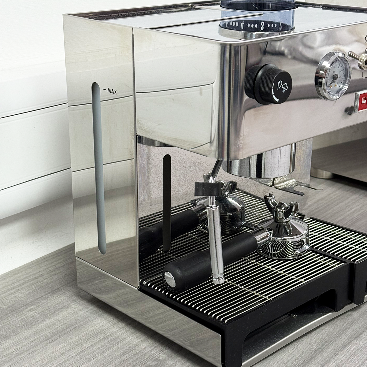 GRADED PRODUCT La Pavoni Combined Domus Bar Domestic Coffee Machine with Integrated Grinder Stainless Steel UK Plug LPCDMB02UK