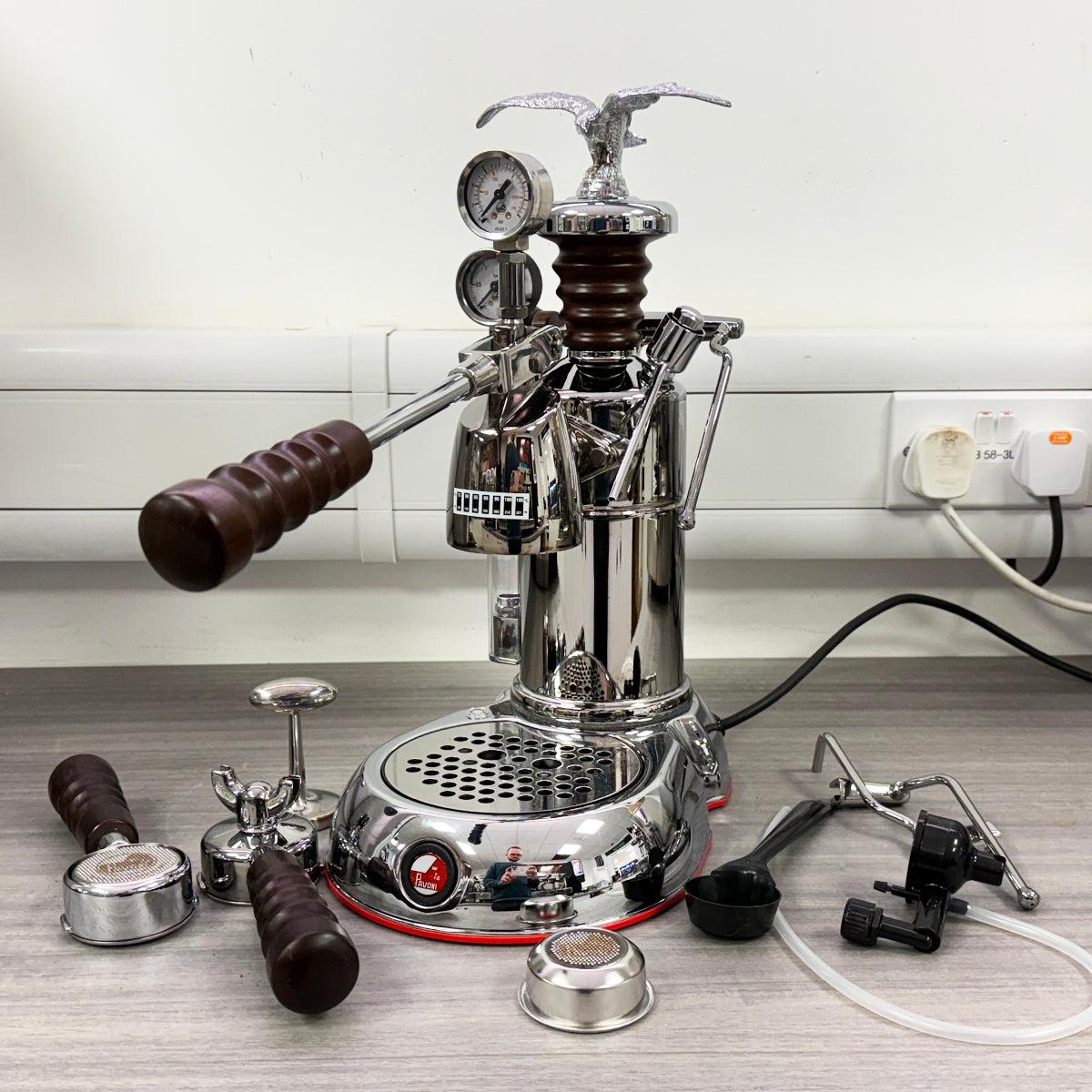 EX DEMO La Pavoni Lever Esperto Abile (Chrome) 240v - LPLESA01UK