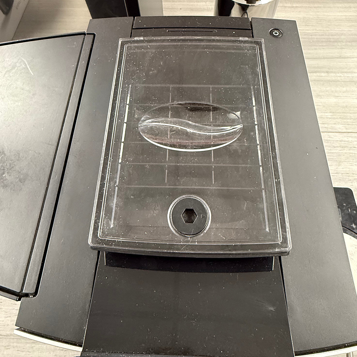 Jura X8 Professional Coffee Machine & Cool Control Milk Cooler