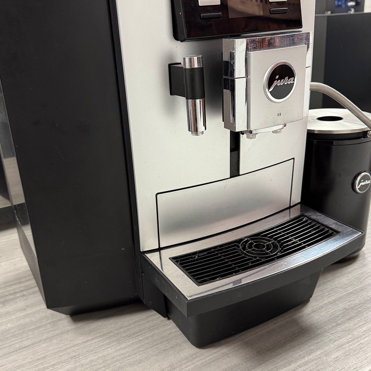 Jura X8 Professional Coffee Machine & Cool Control Milk Cooler Bundle
