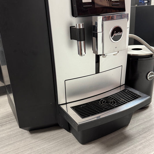 Jura X8 Professional Coffee Machine & Cool Control Milk Cooler Bundle
