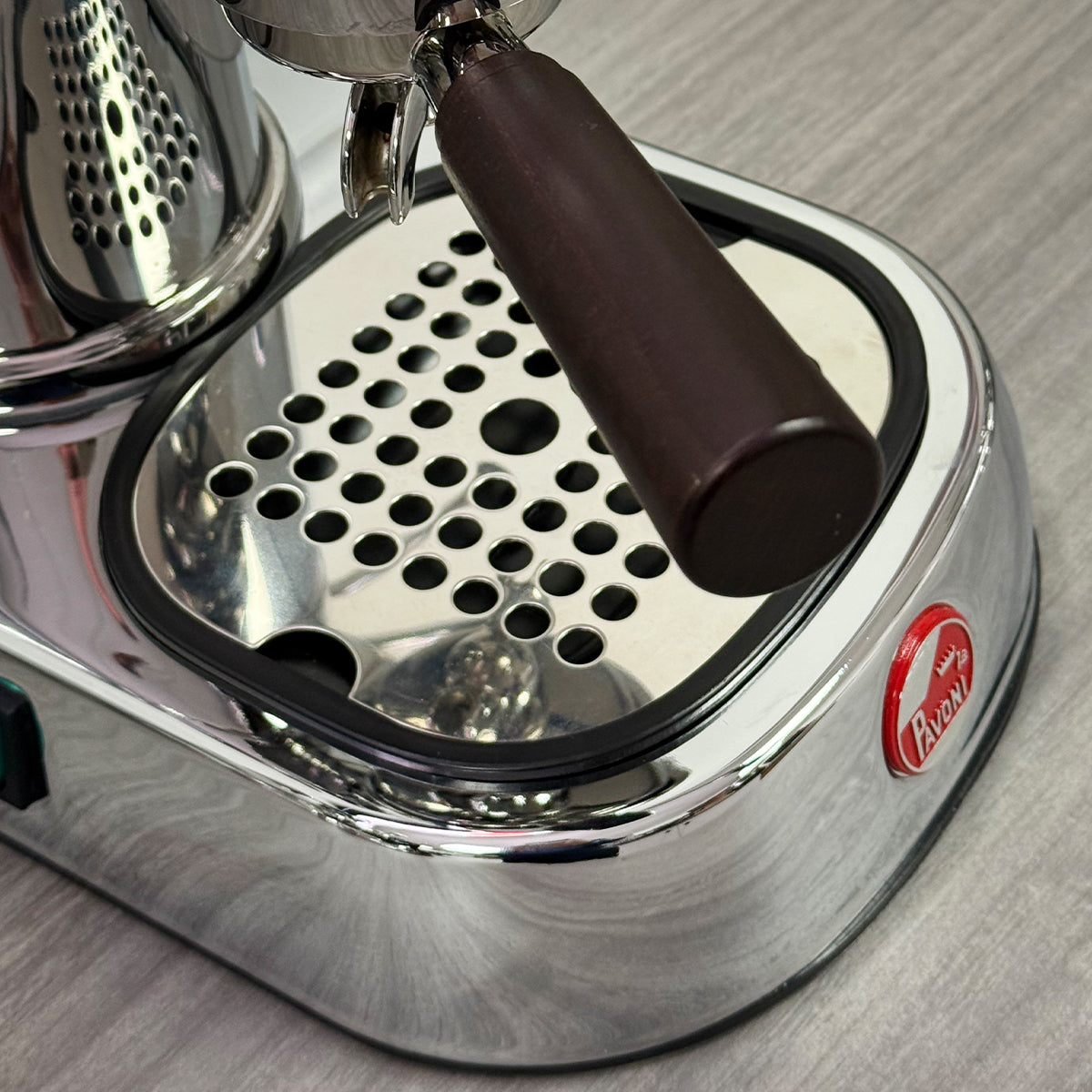 La Pavoni Lever Professional (Holzgriffe mit Chromsockel) 240 V – LPLPLH01UK 
