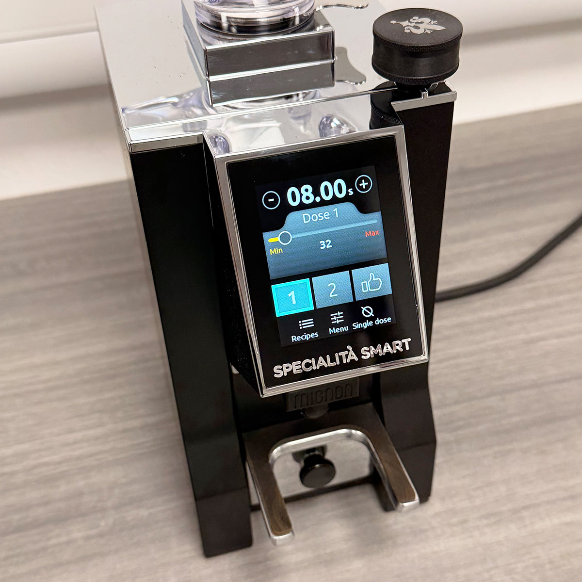 GRADED PRODUCT Eureka Mignon Specialità Coffee Grinder SMART – Black