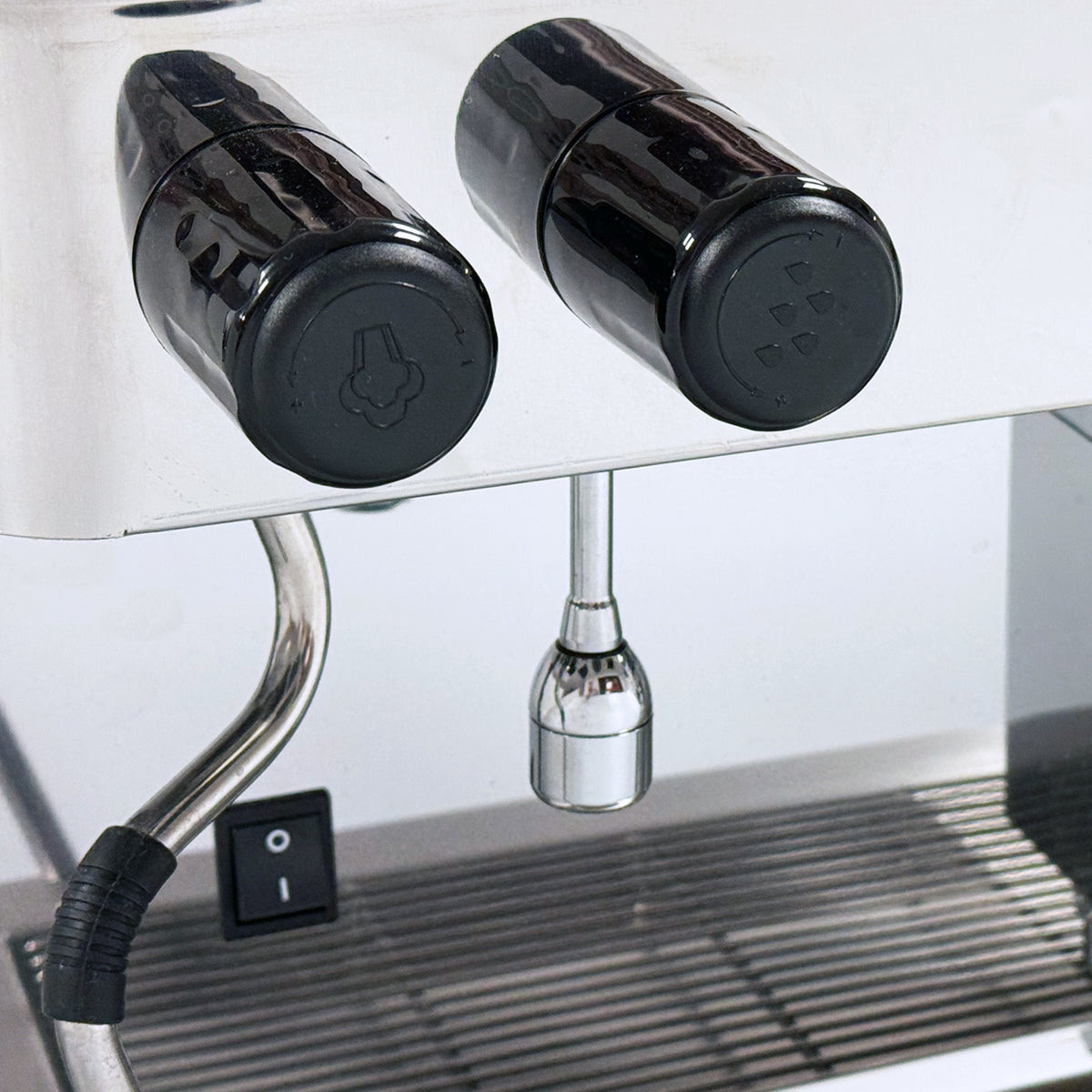 Steam and Water knobs on the Espressomat Siena 3 Group Espresso Coffee Machine.