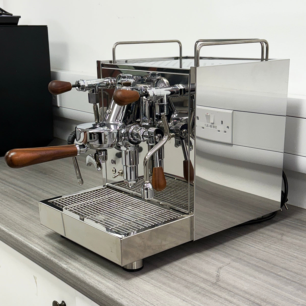SHOWROOM MODEL Espressomat Stella – E61 Lever Espresso Machine