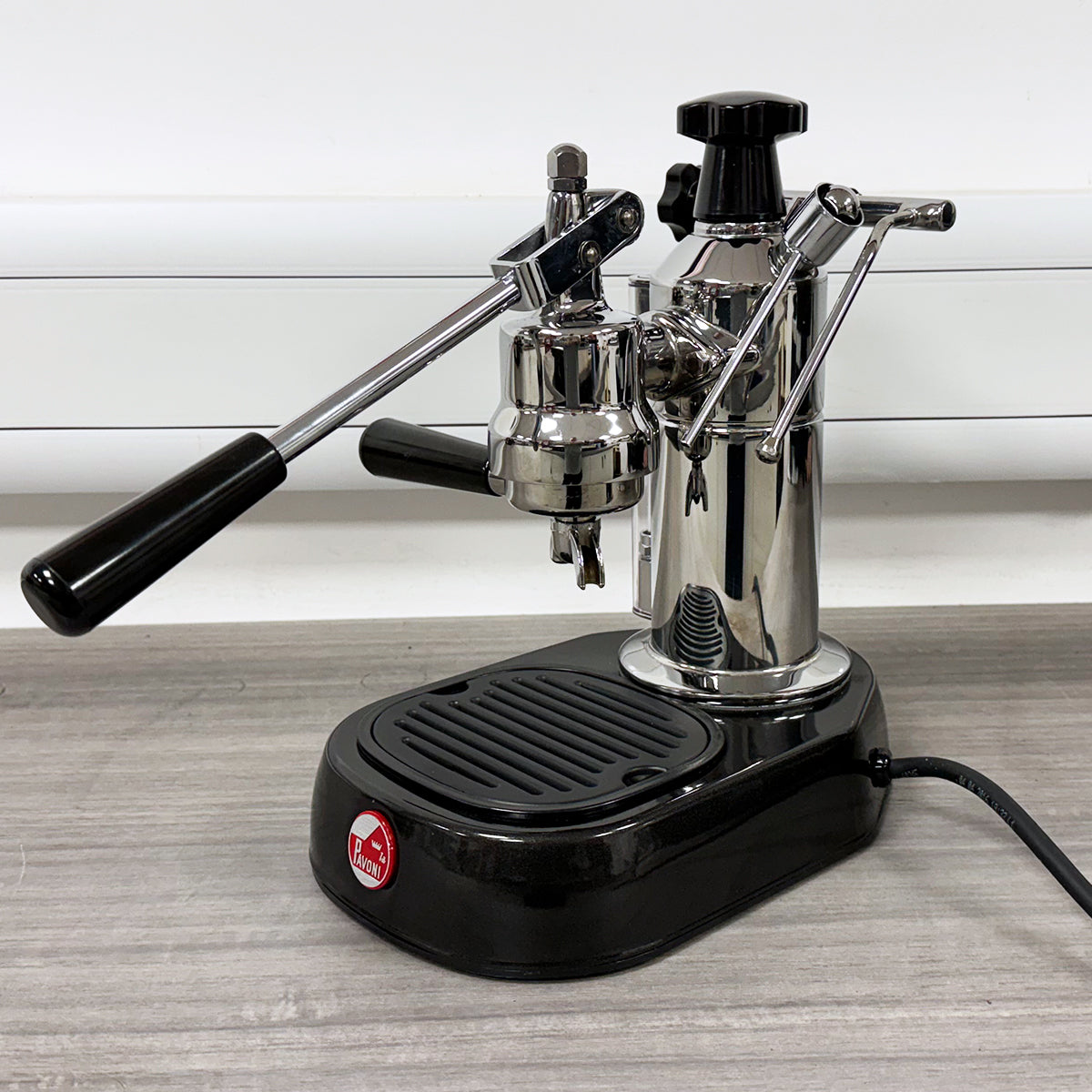 REFURBISHED La Pavoni Europiccola (black base black handles) 220v - LPLENQ01UK