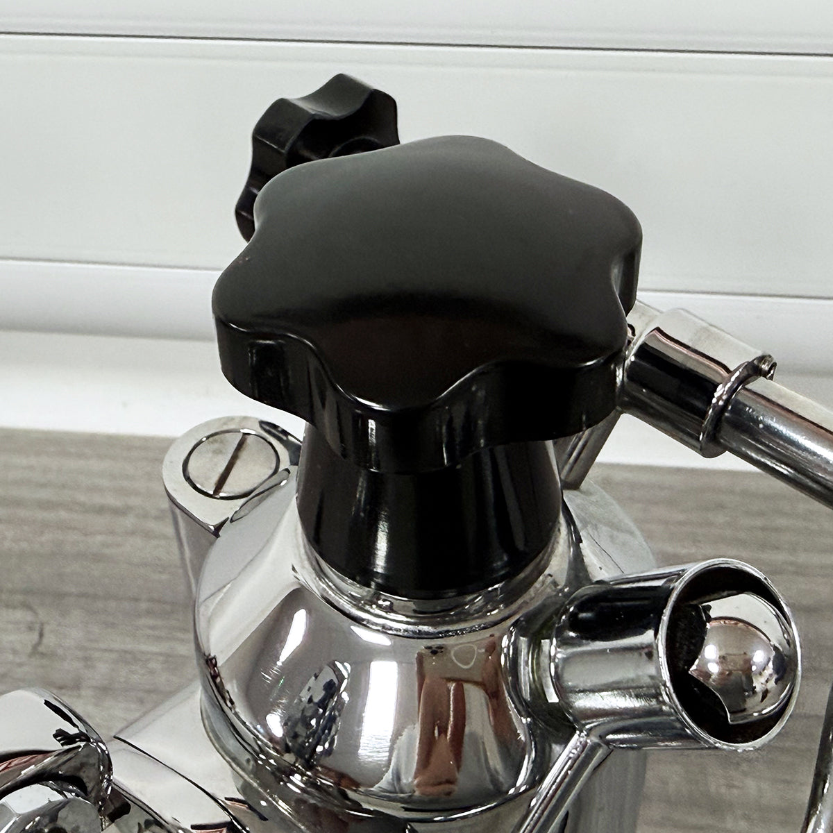REFURBISHED La Pavoni Europiccola (black base black handles) 220v - LPLENQ01UK