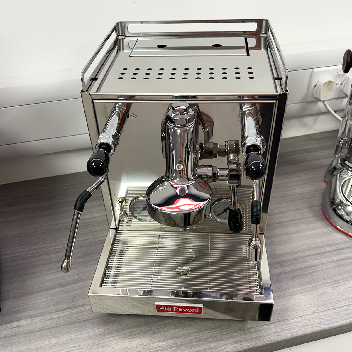 GRADED PRODUCT La Pavoni Cellini Evolution Semi-professional Domestic Coffee Machine Stainless Steel LPSCVS01UK