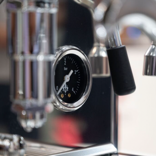 Eureka Pura R Espresso Coffee Machine 230v - Boiler Pressure Gauge.